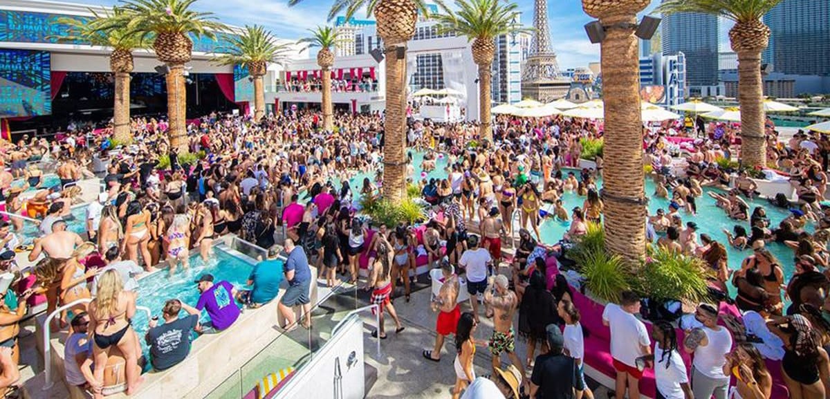 las vegas pool party
